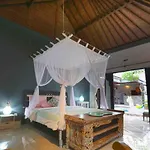 Axelle Villa