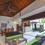 Axelle Villa